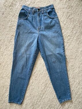 Vintage Street Worn High-Rise Relaxed Fit Classic Blue Denim Jeans
